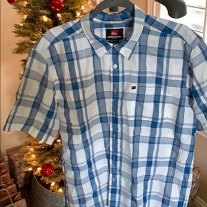 Med Quicksilver men’s button down shirt.